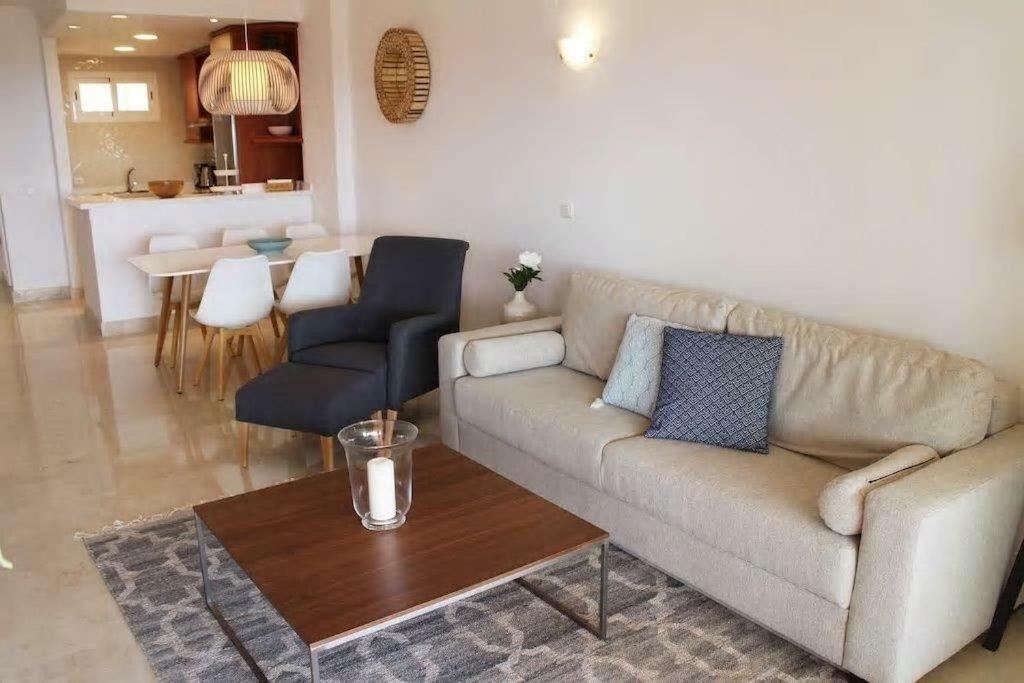 Ref 12 Luxury Aparment With Views Διαμέρισμα Μαρμπέλλα Εξωτερικό φωτογραφία
